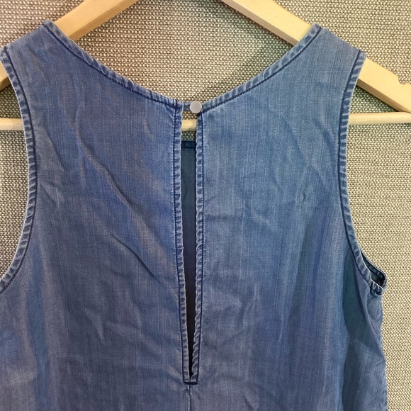 GAP sleeveless denim top - Picture 3 of 5
